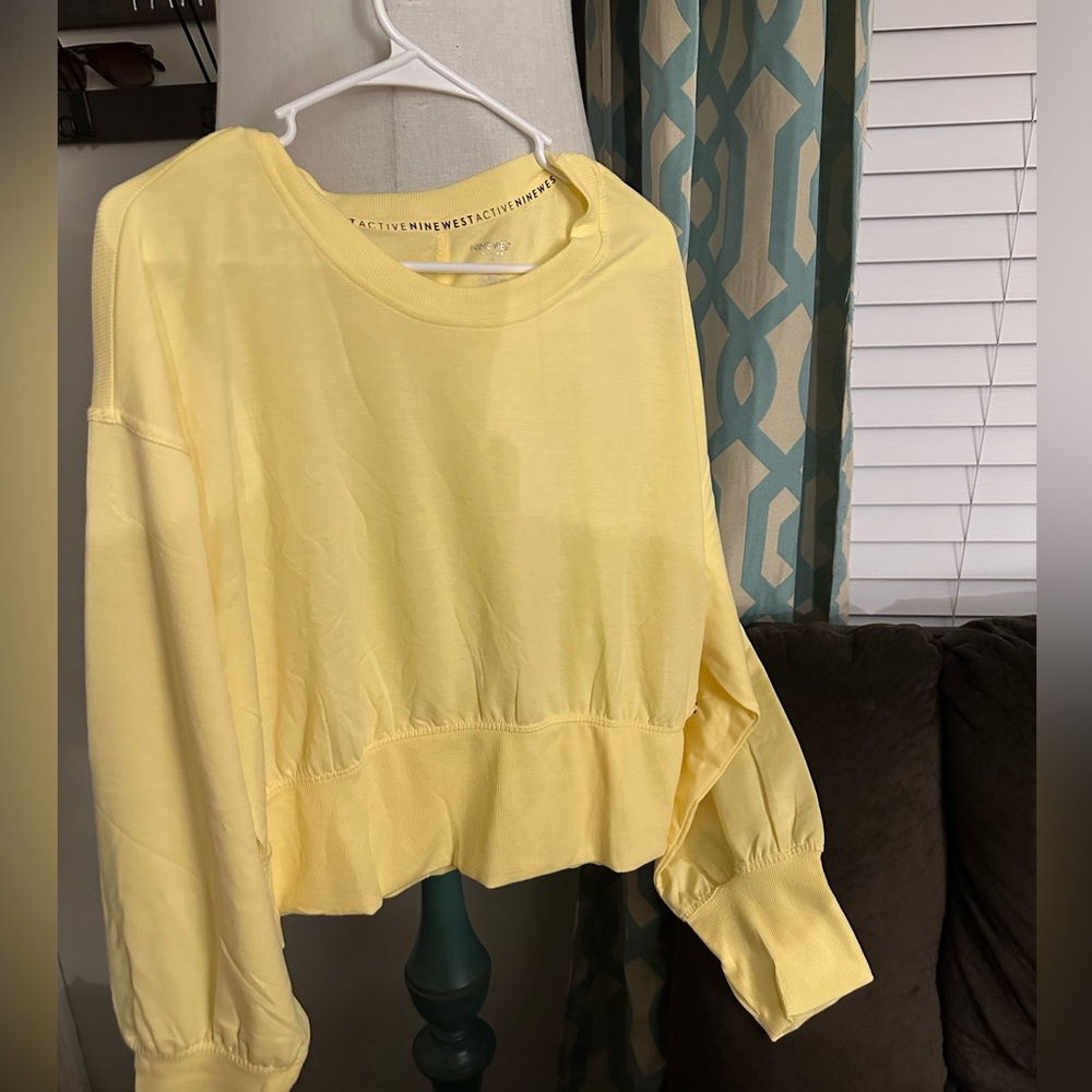 Ninewest Yellow Cropped Sweatshirt